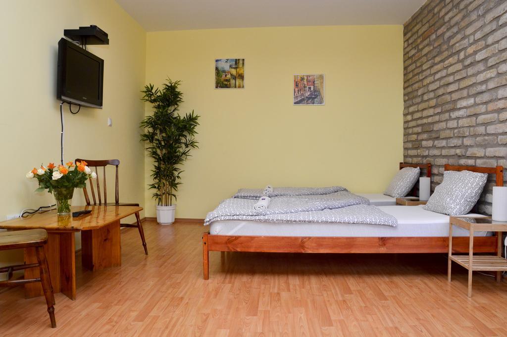 Mediterrán Vendégház Kecskemét Extérieur photo