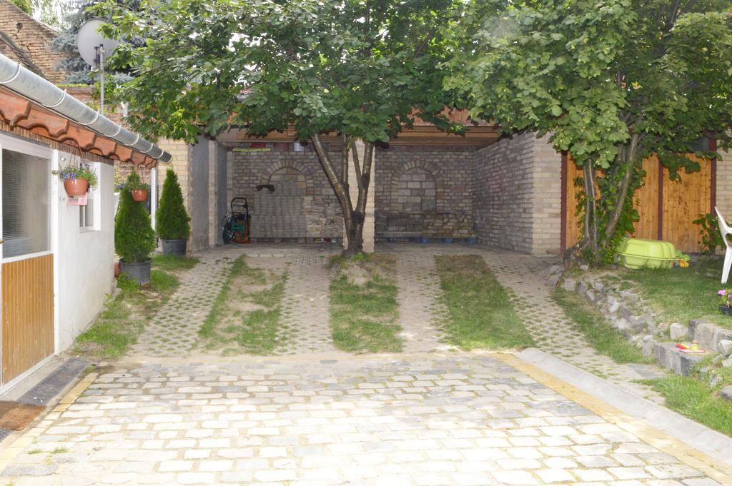 Mediterrán Vendégház Kecskemét Extérieur photo