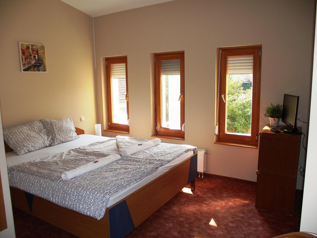 Mediterrán Vendégház Kecskemét Chambre photo
